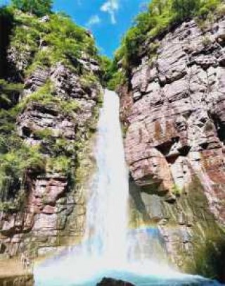 万仙山郭亮村旅游攻略，万仙山郭亮洞简介