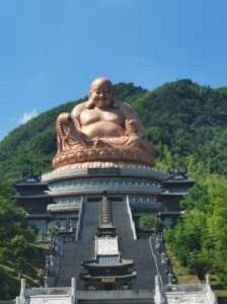 弥勒市旅游必去景点？弥勒市旅游必去景点可邑小镇？
