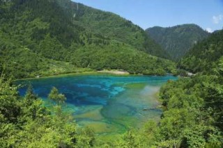 夏天适合到哪里去旅游？夏天适合去哪个城市旅游？