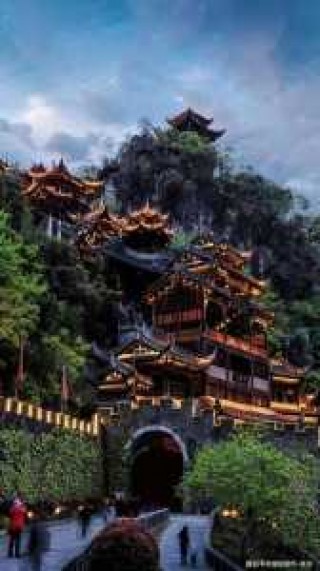 重庆市内旅游必去景点，重庆市内旅游必去景点推荐