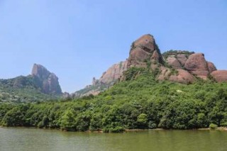 附近旅游景区哪里好玩免费？附近好玩的旅游景点免费？