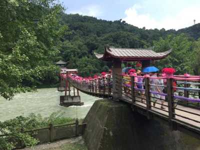 都江堰有什么好玩的旅游景点,都江堰有什么好玩的旅游景点作文 第1张 都江堰有什么好玩的旅游景点,都江堰有什么好玩的旅游景点作文 第1张