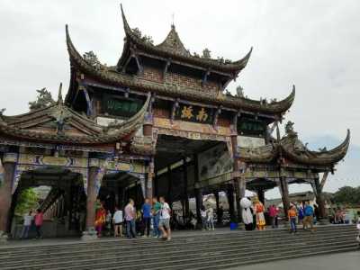 都江堰有什么好玩的旅游景点,都江堰有什么好玩的旅游景点作文 第6张 都江堰有什么好玩的旅游景点,都江堰有什么好玩的旅游景点作文 第6张
