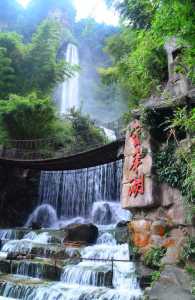 宝峰湖景区介绍,万峰湖景区介绍 第1张 宝峰湖景区介绍,万峰湖景区介绍 第1张