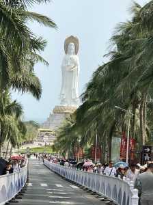 三亚南海观音为什么不能拜，三亚南海观音显灵吓倒游客  第3张