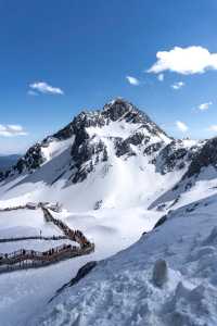 丽江玉龙雪山海拔多少米，丽江玉龙雪山在哪个位置？  第1张