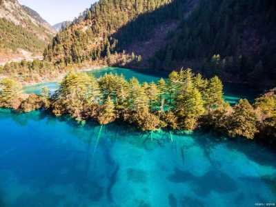 九寨沟旅游景点图片，九寨沟景区图片及景区介绍？  第4张