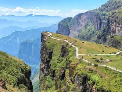 昭通旅游景点大全排名，云南昭通必去5大景点  第2张