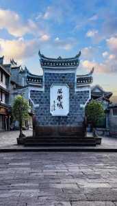 凤凰古城周边景点推荐,凤凰古城周边景点推荐不爬山的? 第2张 凤凰古城周边景点推荐,凤凰古城周边景点推荐不爬山的? 第2张